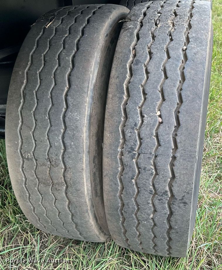 image for item MQ9428 1991 Transcraft  refuse  trailer