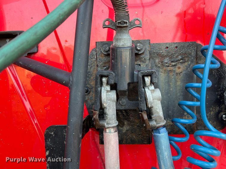 image for item NA9141 2017 International ProStar+ 122  semi truck