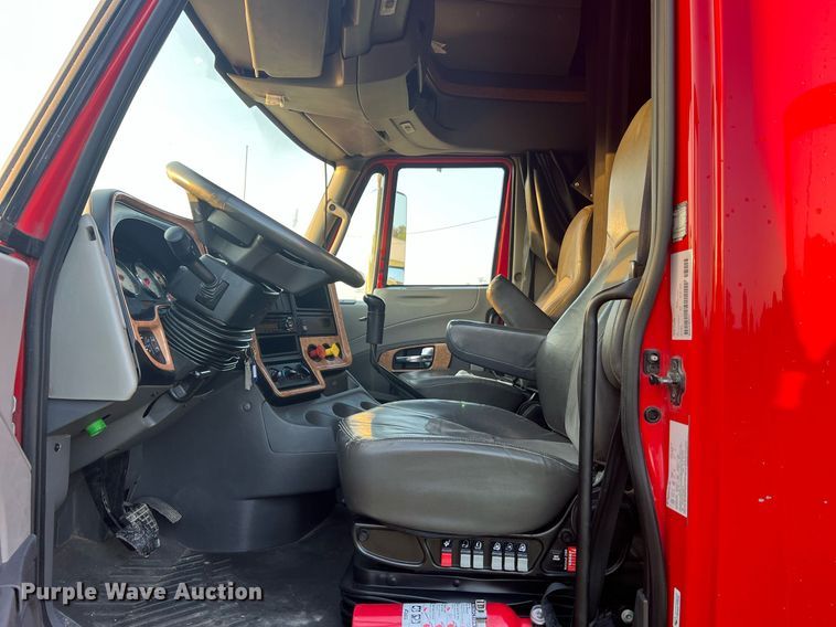 image for item NA9141 2017 International ProStar+ 122  semi truck