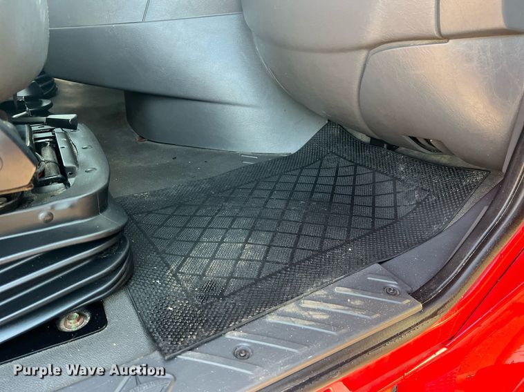 image for item NA9141 2017 International ProStar+ 122  semi truck