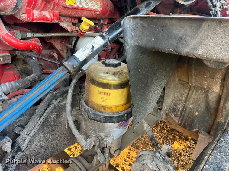 image for item NA9141 2017 International ProStar+ 122  semi truck