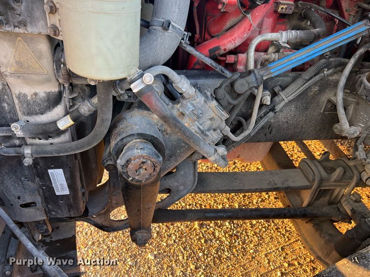 image for item NA9141 2017 International ProStar+ 122  semi truck