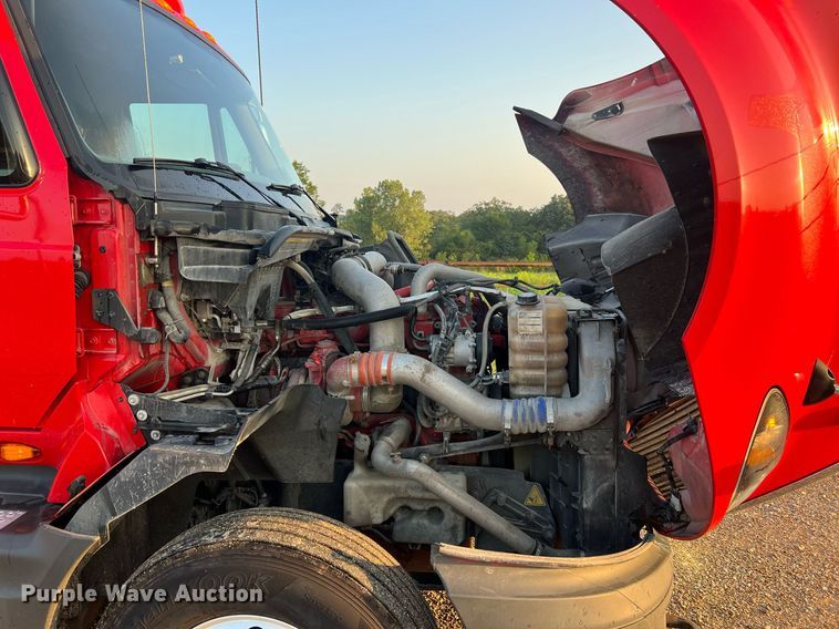 image for item NA9141 2017 International ProStar+ 122  semi truck