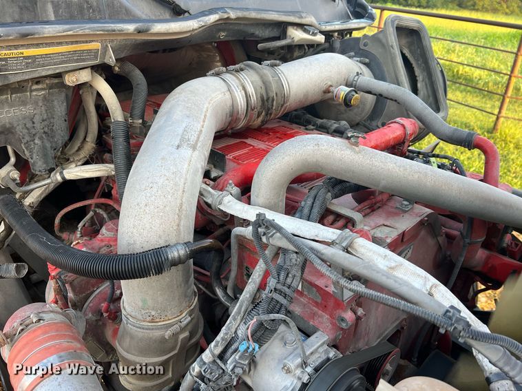 image for item NA9141 2017 International ProStar+ 122  semi truck