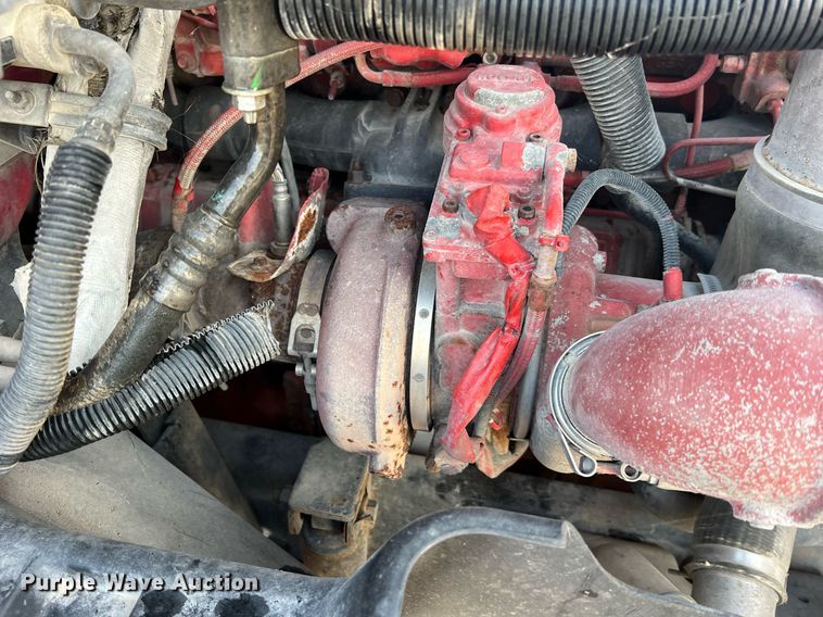 image for item NA9141 2017 International ProStar+ 122  semi truck