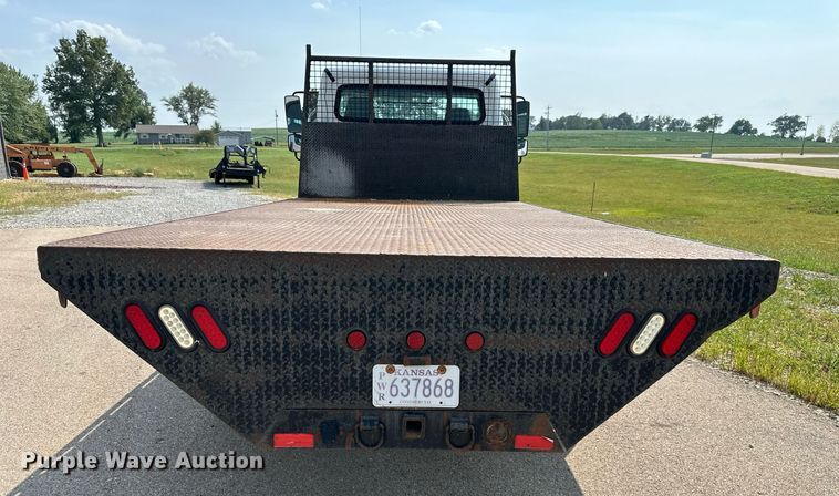 image for item NL9044 2005 Freightliner M106  flatbed truck