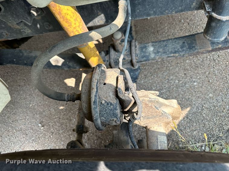 image for item NL9044 2005 Freightliner M106  flatbed truck