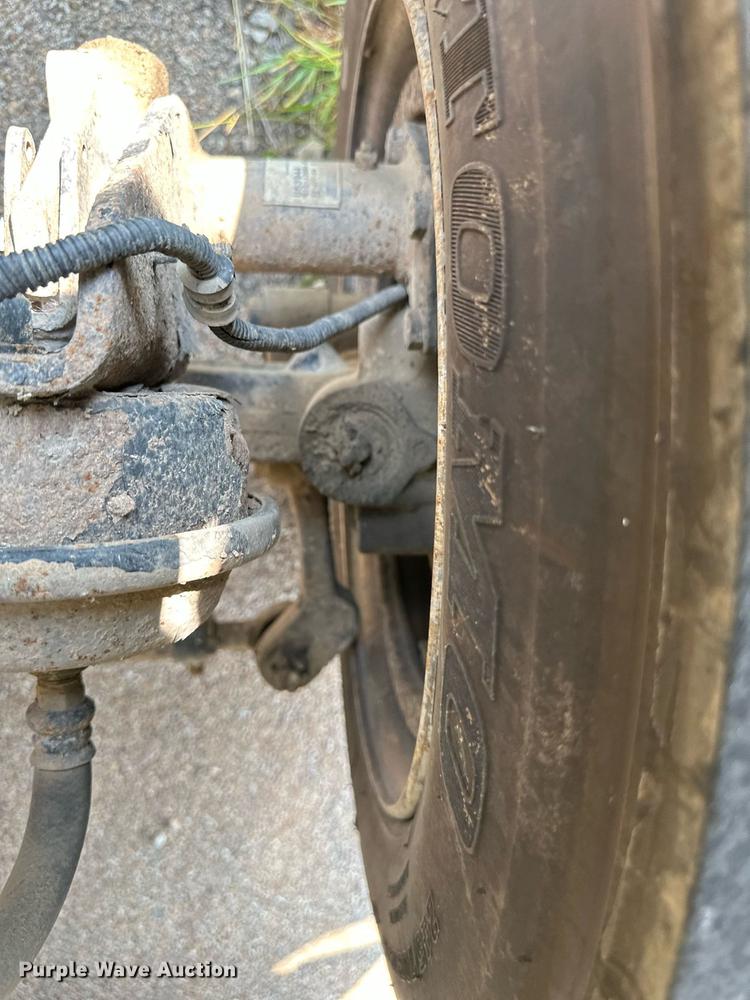 image for item NL9044 2005 Freightliner M106  flatbed truck