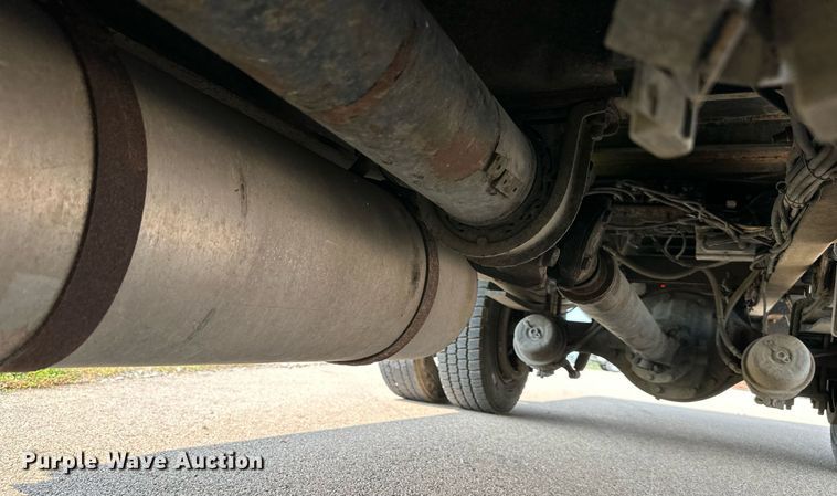 image for item NL9044 2005 Freightliner M106  flatbed truck