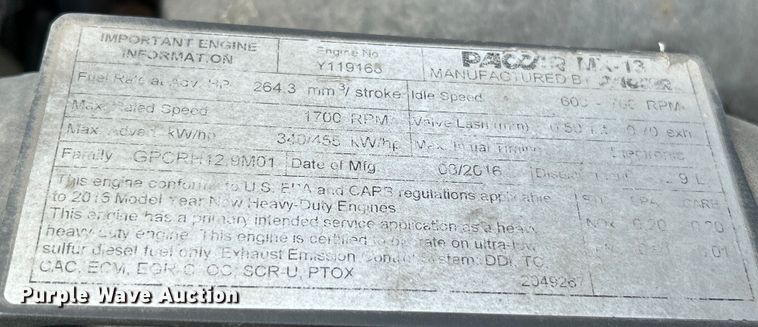 image for item NL9645 2017 Peterbilt 579  truck cab and chassis