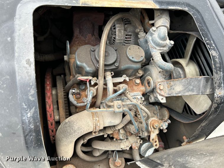 image for item NL9645 2017 Peterbilt 579  truck cab and chassis