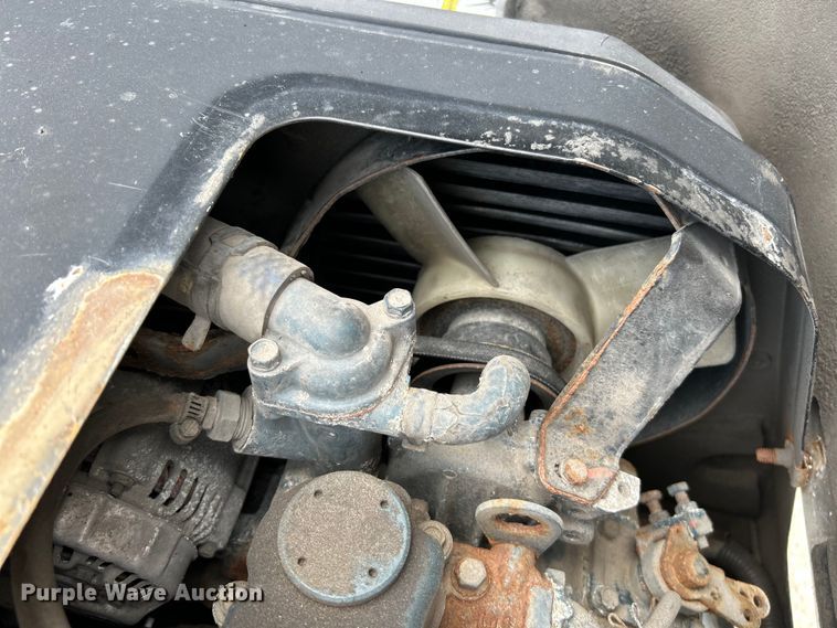 image for item NL9645 2017 Peterbilt 579  truck cab and chassis