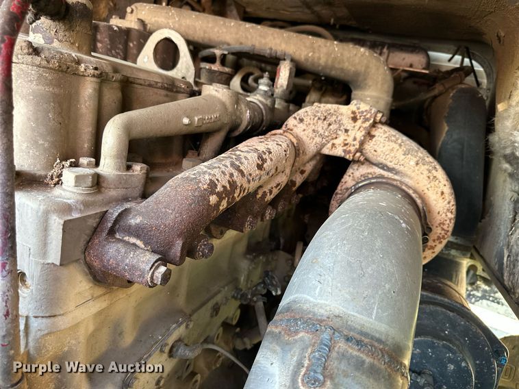 image for item NP9415 1980 International COF-9670  semi truck