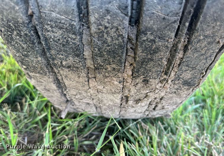 image for item NP9415 1980 International COF-9670  semi truck