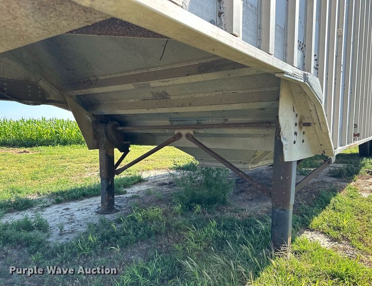 image for item NP9416 Cornhusker 800C43FT  grain trailer