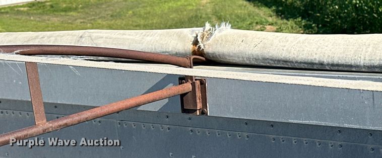 image for item NP9416 Cornhusker 800C43FT  grain trailer