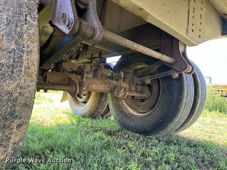 image for item NP9416 Cornhusker 800C43FT  grain trailer