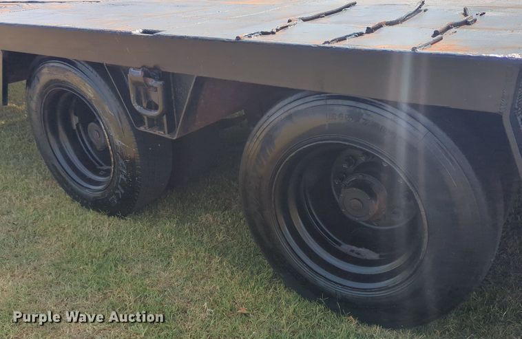 image for item NT9425 1994 Nuttall 235E equipment trailer