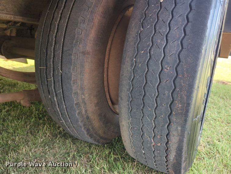 image for item NT9425 1994 Nuttall 235E equipment trailer