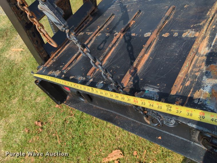 image for item NT9425 1994 Nuttall 235E equipment trailer