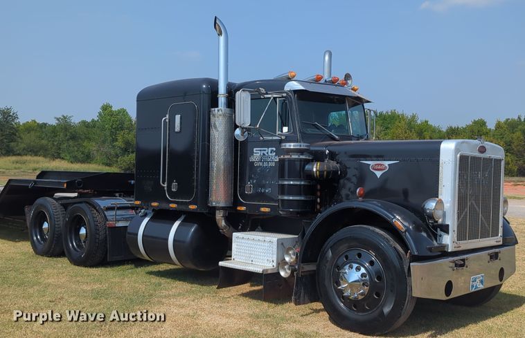 image for item NT9426 1981 Peterbilt 359  semi truck