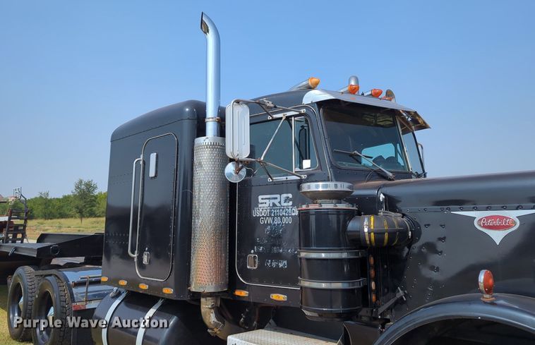 image for item NT9426 1981 Peterbilt 359  semi truck