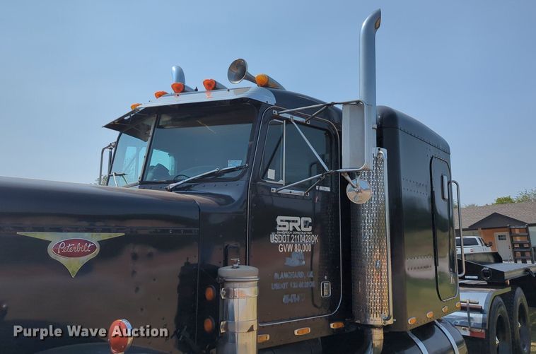 image for item NT9426 1981 Peterbilt 359  semi truck