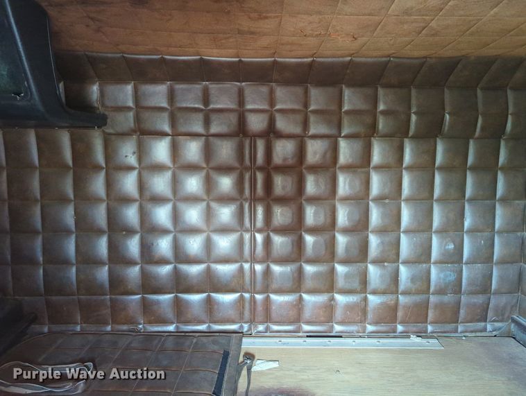 image for item NT9426 1981 Peterbilt 359  semi truck