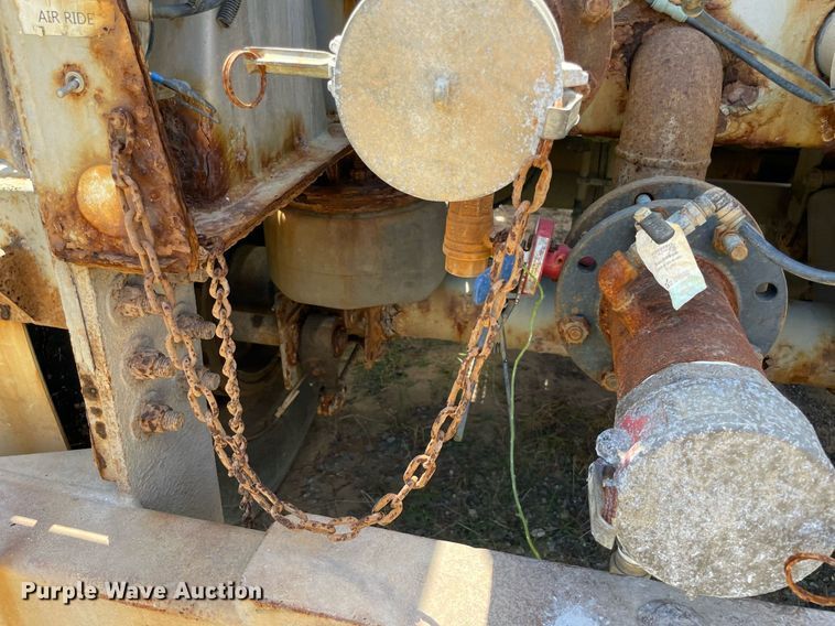 image for item NT9517 2015 Dragon  vacuum trailer