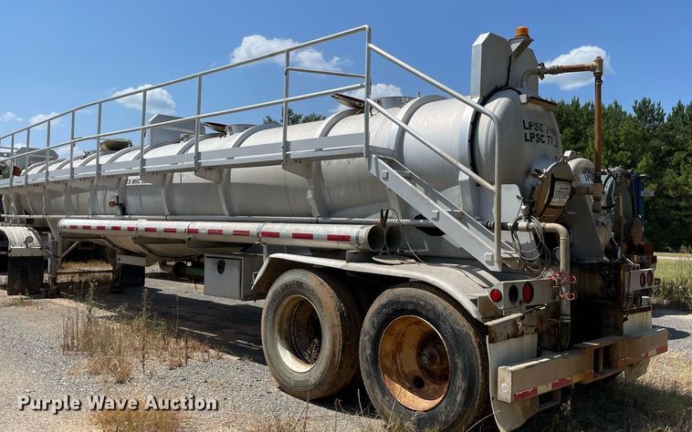 image for item NT9518 2015 Dragon  vacuum trailer