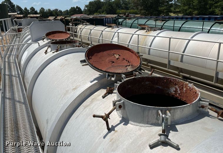 image for item NT9518 2015 Dragon  vacuum trailer