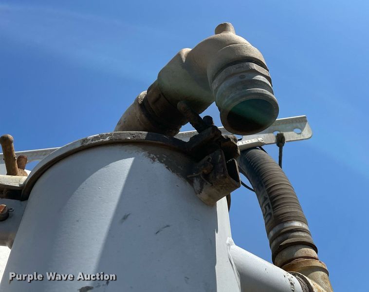 image for item NT9518 2015 Dragon  vacuum trailer