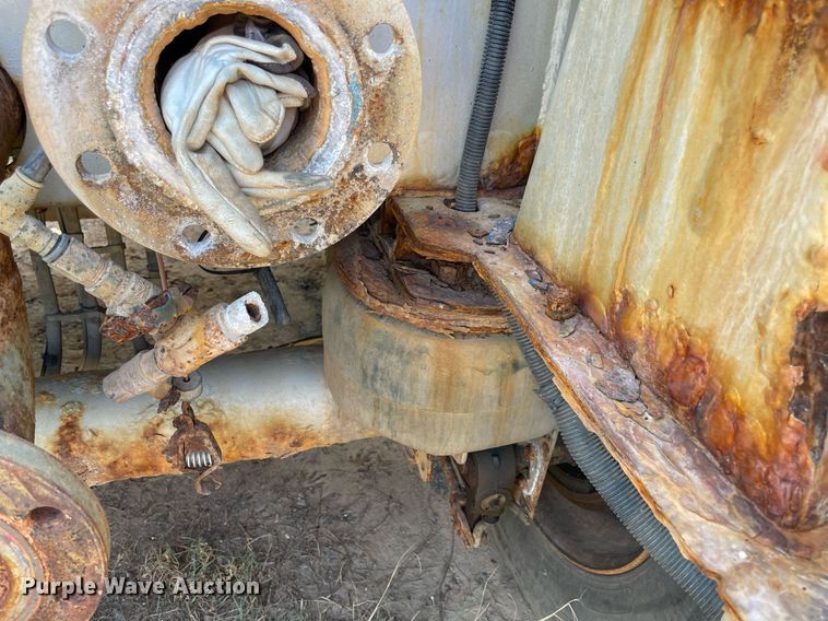 image for item NT9518 2015 Dragon  vacuum trailer