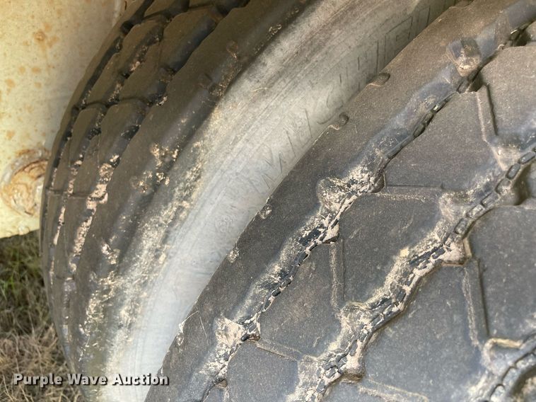 image for item NT9519 2015 Dragon  vacuum trailer