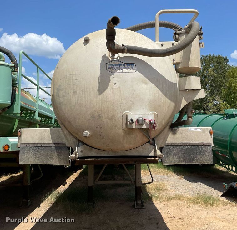 image for item NT9521 2013 MAC  vacuum trailer