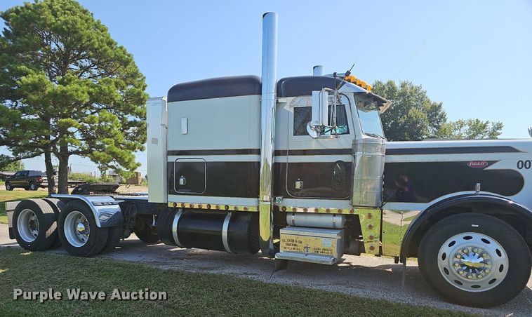 image for item NT9959 1997 Peterbilt 379  semi truck