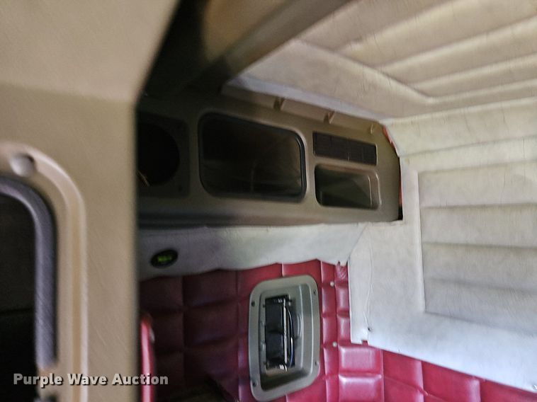 image for item NT9959 1997 Peterbilt 379  semi truck