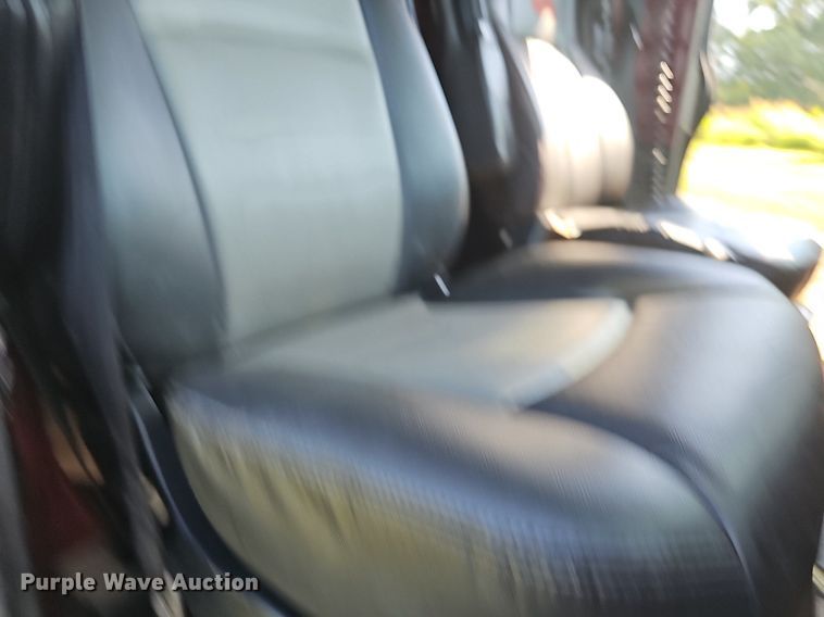 image for item NT9959 1997 Peterbilt 379  semi truck