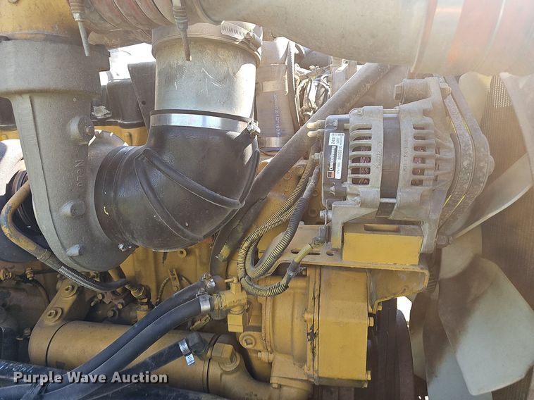 image for item NT9959 1997 Peterbilt 379  semi truck