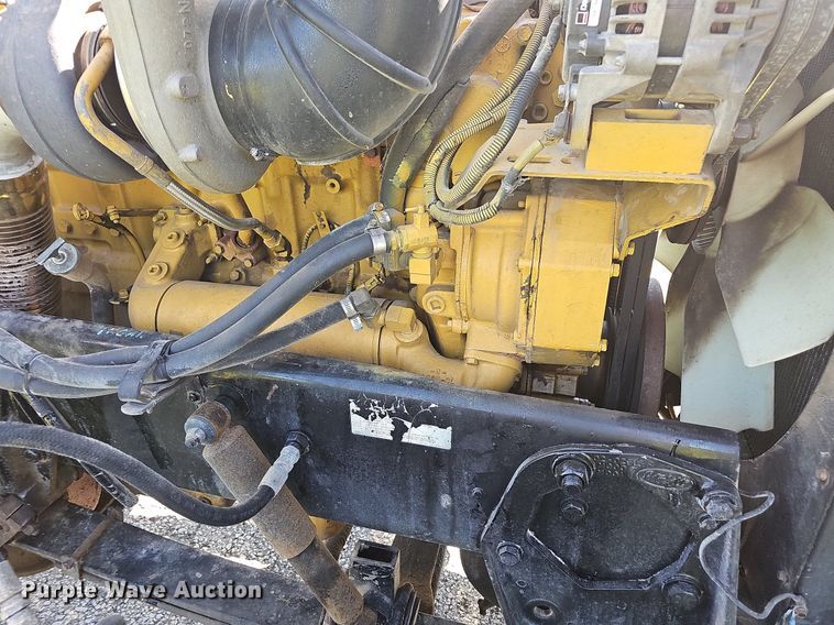 image for item NT9959 1997 Peterbilt 379  semi truck