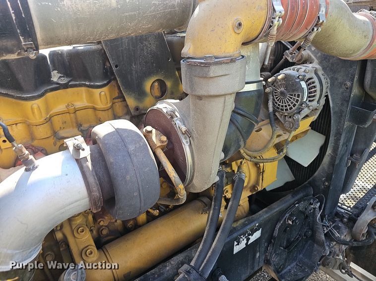 image for item NT9959 1997 Peterbilt 379  semi truck