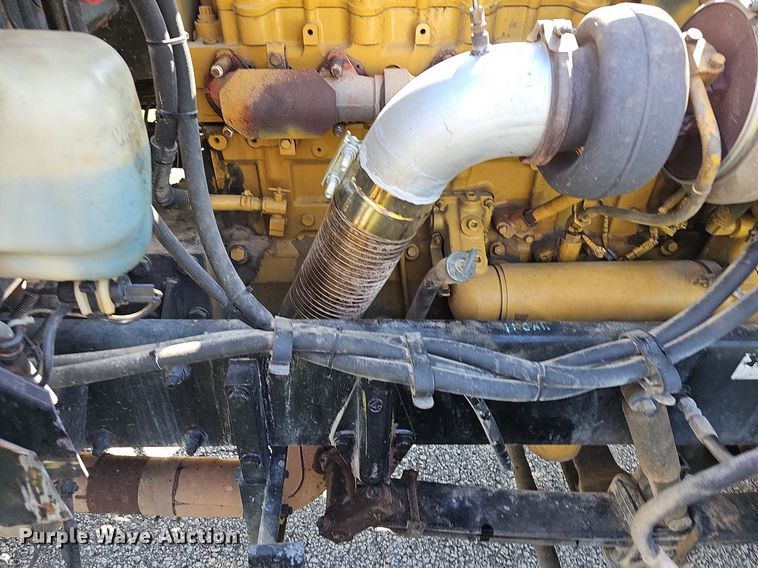 image for item NT9959 1997 Peterbilt 379  semi truck