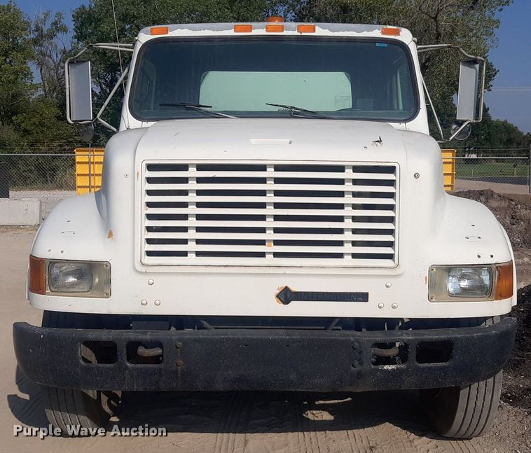image for item NV9286 1991 International 4700  water truck