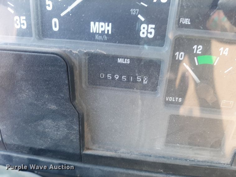 image for item NV9286 1991 International 4700  water truck