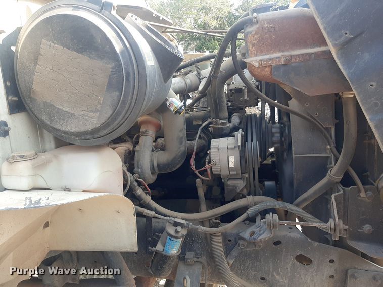 image for item NV9286 1991 International 4700  water truck