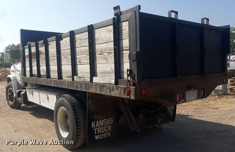 image for item NV9287 1982 GMC 7000  dump truck