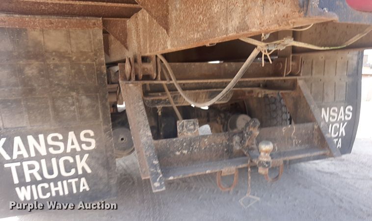 image for item NV9287 1982 GMC 7000  dump truck