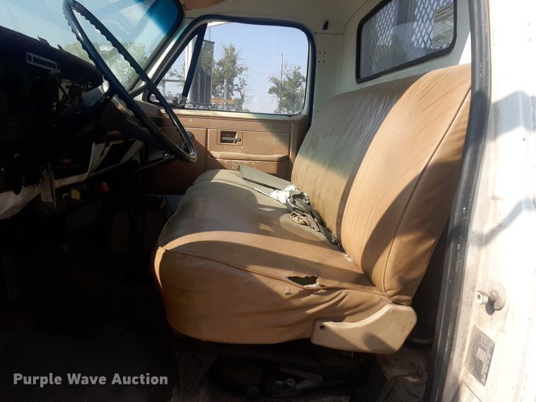 image for item NV9287 1982 GMC 7000  dump truck