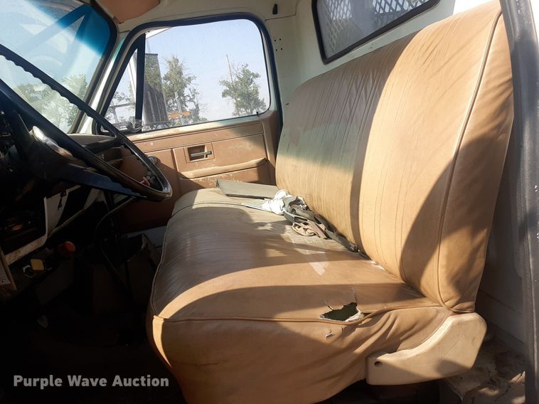 image for item NV9287 1982 GMC 7000  dump truck