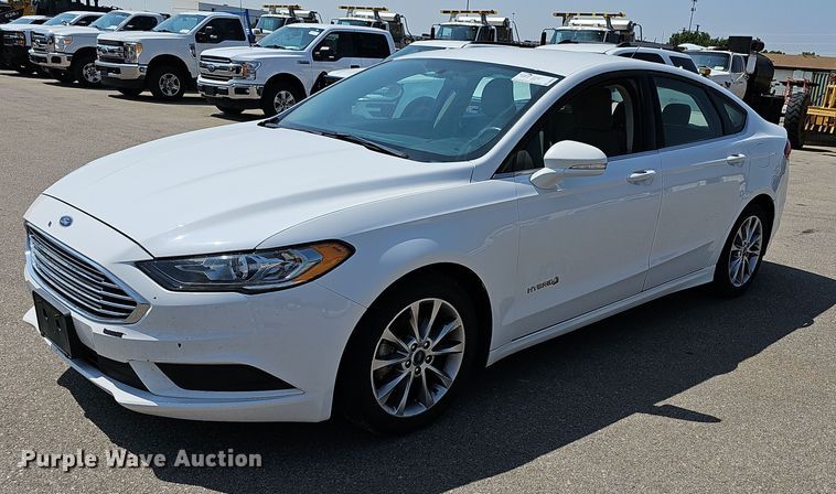 image for item DN8601 2017 Ford Fusion Hybrid SE 